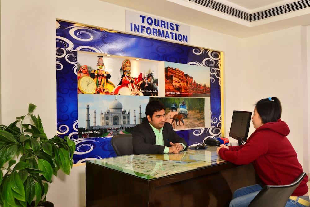 Hotel Krishna Deluxe-By Rcg Hotels New Delhi Luaran gambar