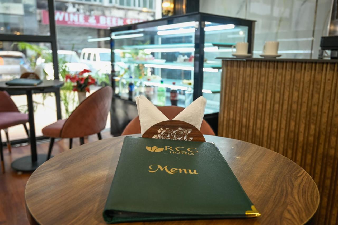 Hotel Krishna Deluxe-By Rcg Hotels New Delhi Luaran gambar