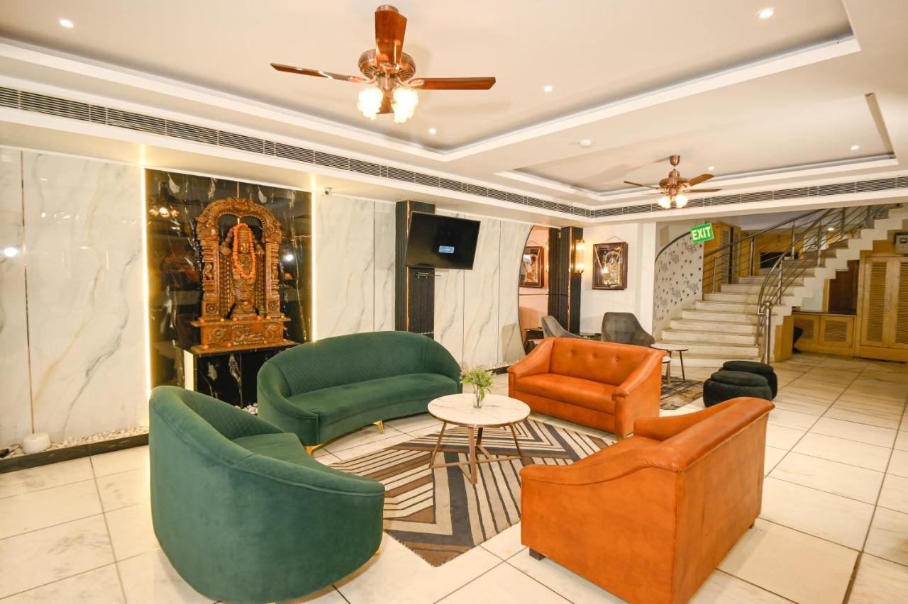 Hotel Krishna Deluxe-By Rcg Hotels New Delhi Luaran gambar