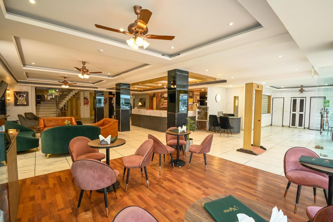 Hotel Krishna Deluxe-By Rcg Hotels New Delhi Luaran gambar