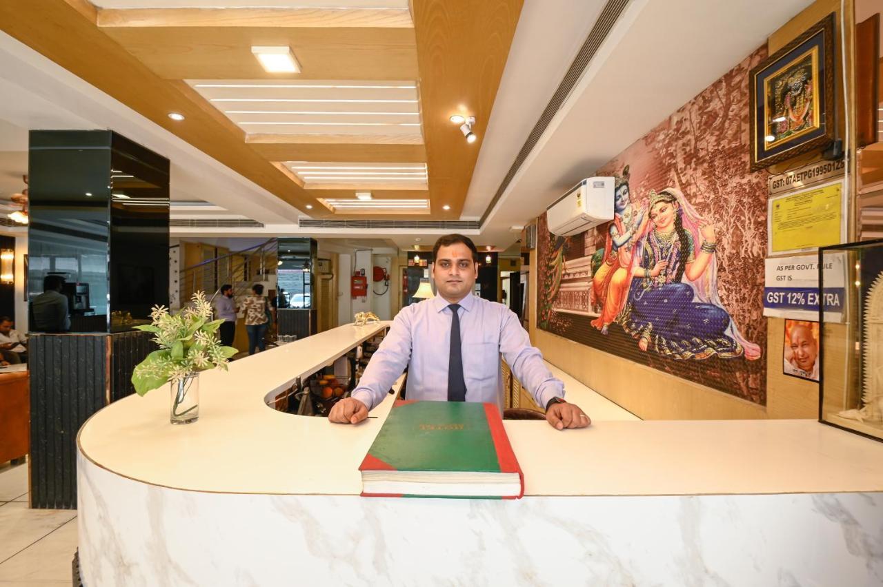 Hotel Krishna Deluxe-By Rcg Hotels New Delhi Luaran gambar
